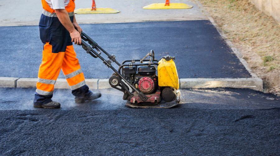 Professional gutter cleaning in Laverne, OK